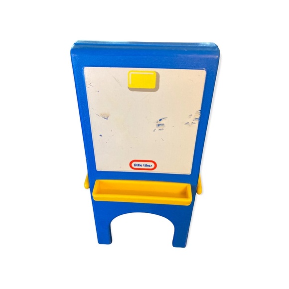 SOLD Little Tikes Kitchen Set - playhouse/doll size - Picture 9 of 11